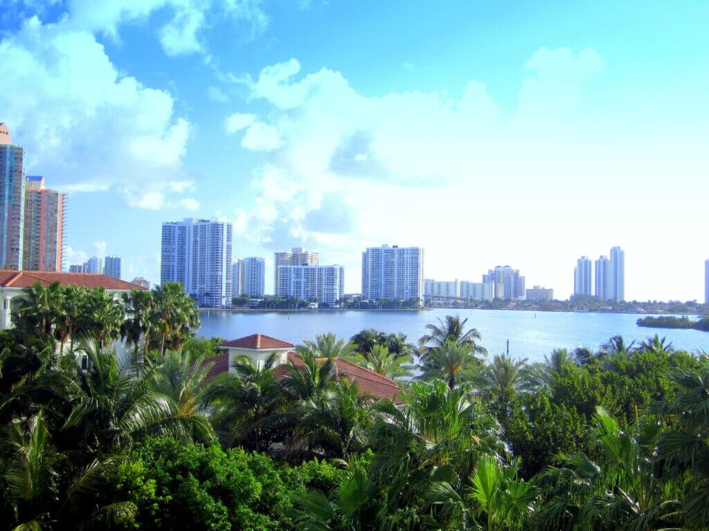 Living in Aventura Florida: The Truth About This Luxury City